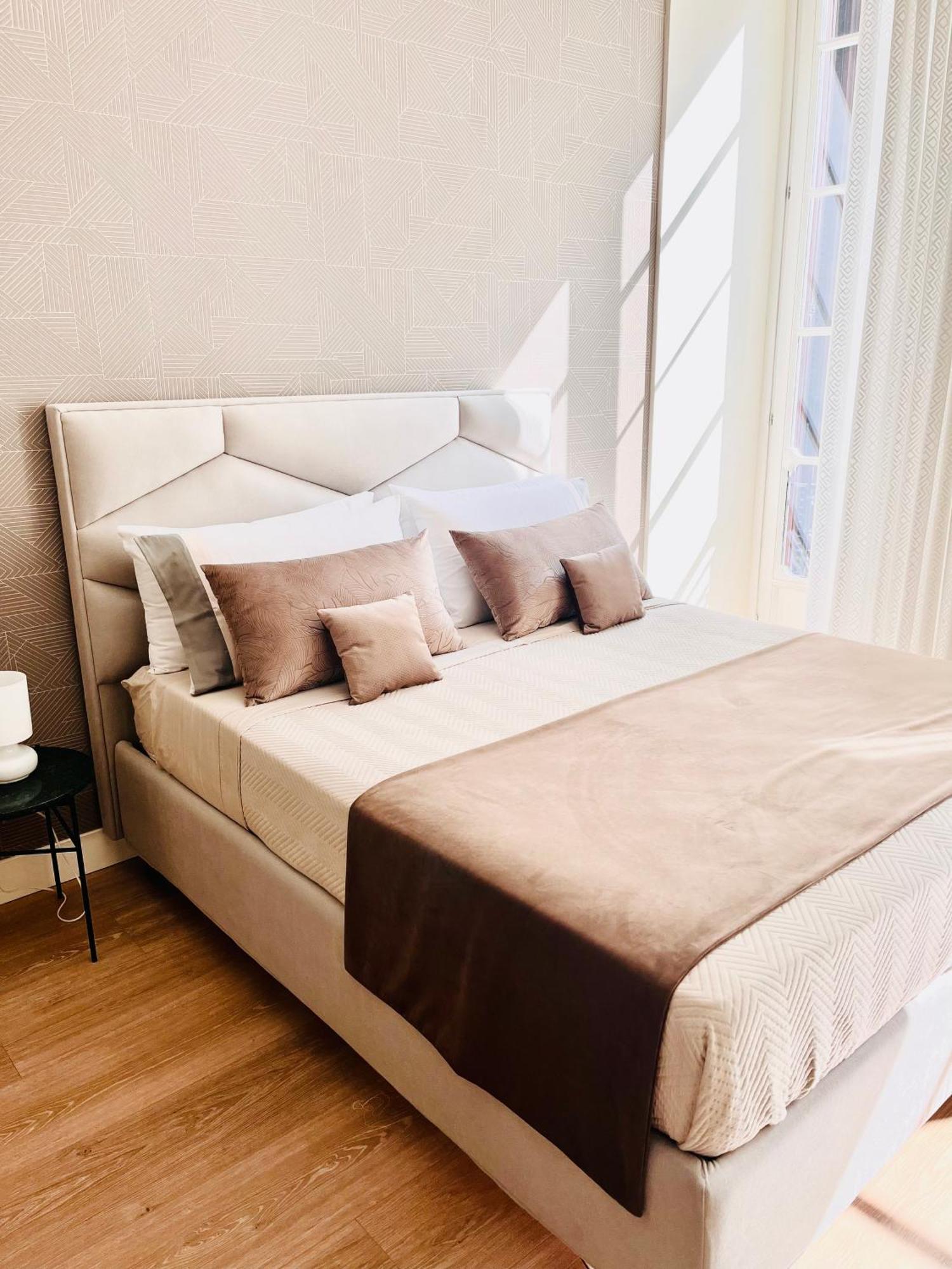 Piazza Amore Napoli Luxury Apartment Nel Cuore Di Napoli Exterior foto